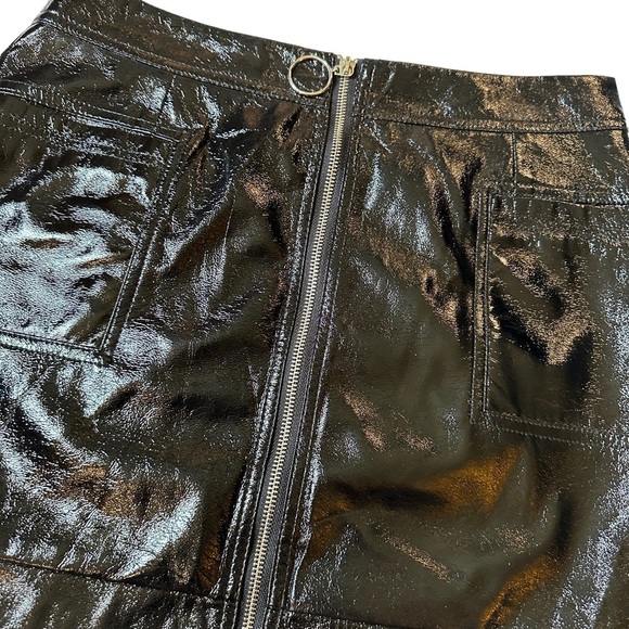 Topshop Full Zip Vinyl Patent Mini Skirt | US Size 8 - Picture 2 of 7